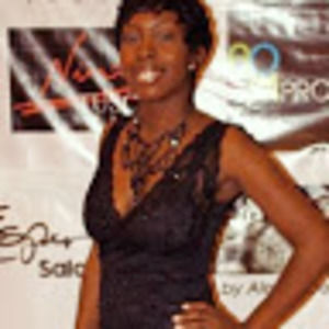 Meet your Posher, Nicole